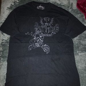Black tee shirt